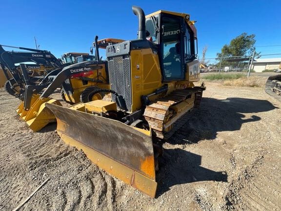 2022 John Deere 550K Equipment Image0