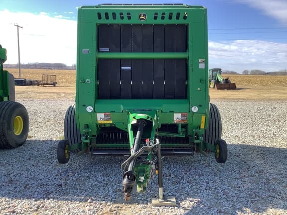 Image of John Deere 560M equipment image 1