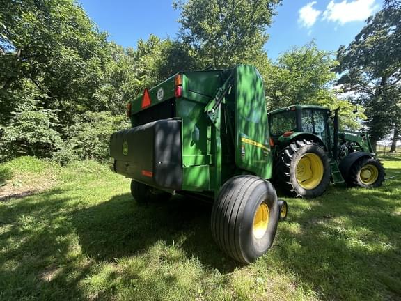 Image of John Deere 560M equipment image 2