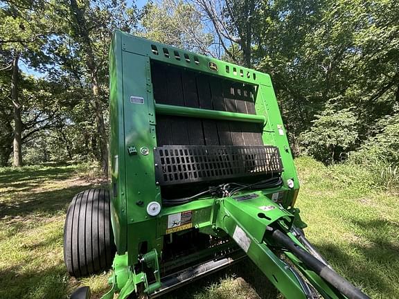 Image of John Deere 560M equipment image 1