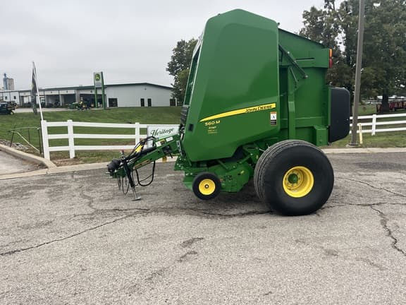 Image of John Deere 560M equipment image 1
