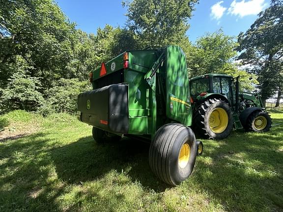Image of John Deere 560M equipment image 2