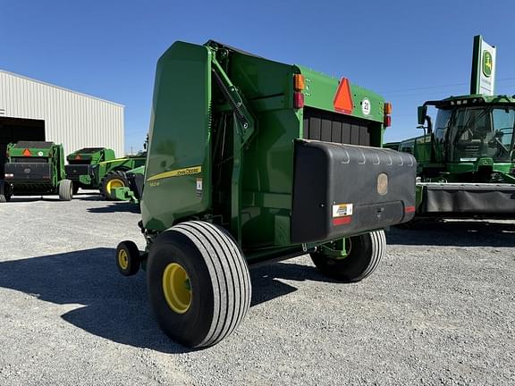 Image of John Deere 560M equipment image 3