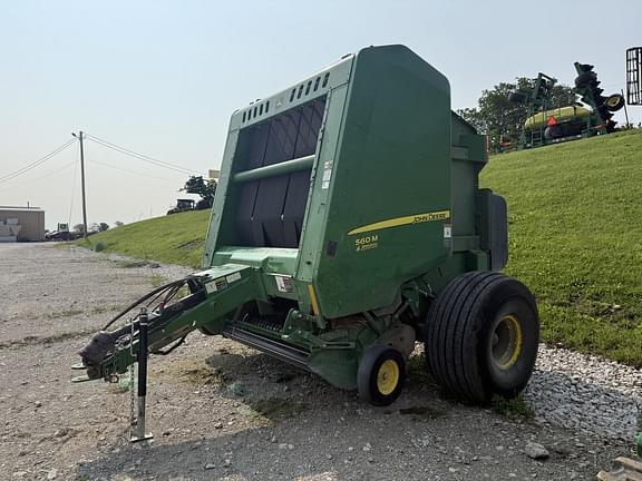 Image of John Deere 560M equipment image 4