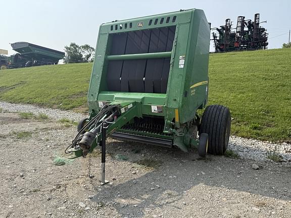 Image of John Deere 560M equipment image 3