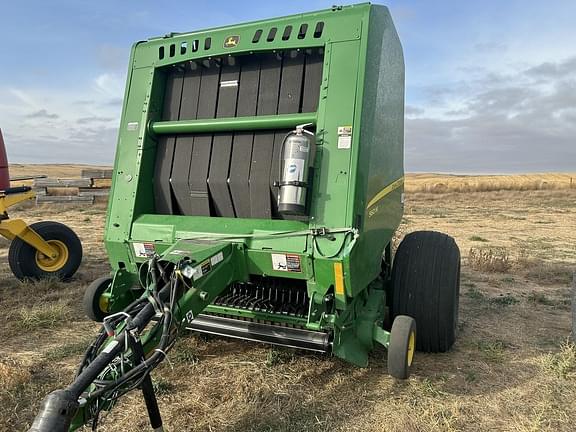 Image of John Deere 560M Primary image