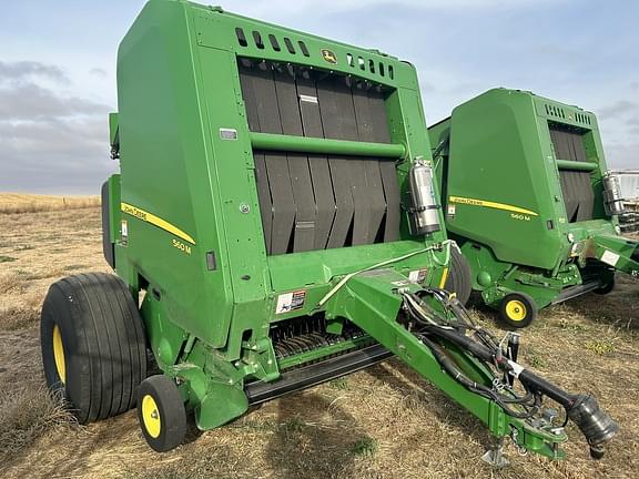 Image of John Deere 560M equipment image 1