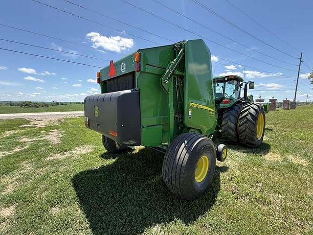 Image of John Deere 560M equipment image 4