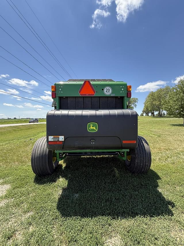 Image of John Deere 560M equipment image 3
