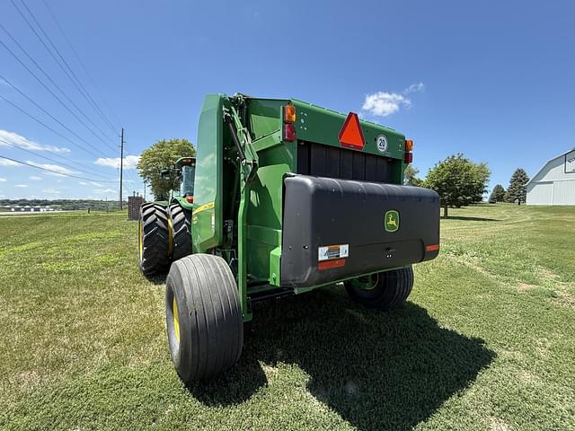 Image of John Deere 560M equipment image 2
