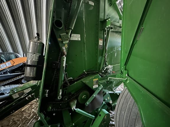 Image of John Deere 560M equipment image 4