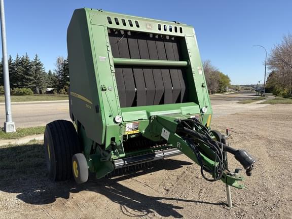 Image of John Deere 560M equipment image 1