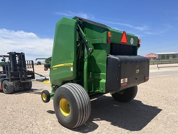 Image of John Deere 560M equipment image 2