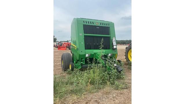 Image of John Deere 560M equipment image 4