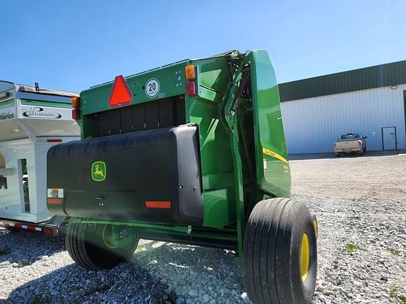 Image of John Deere 560M equipment image 3