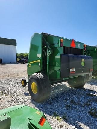 Image of John Deere 560M equipment image 4