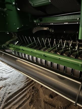 Image of John Deere 560M equipment image 4