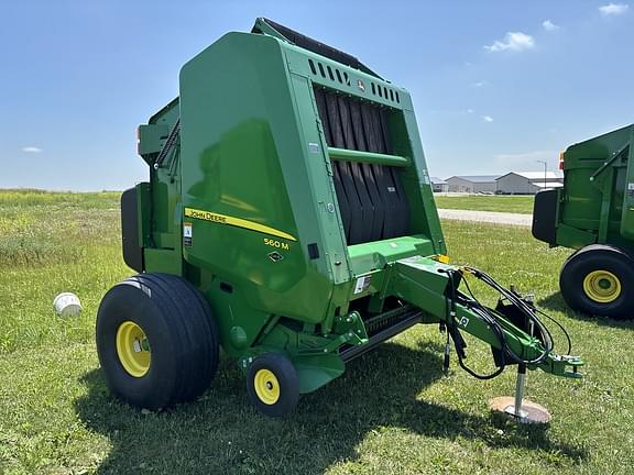 Image of John Deere 560M equipment image 1