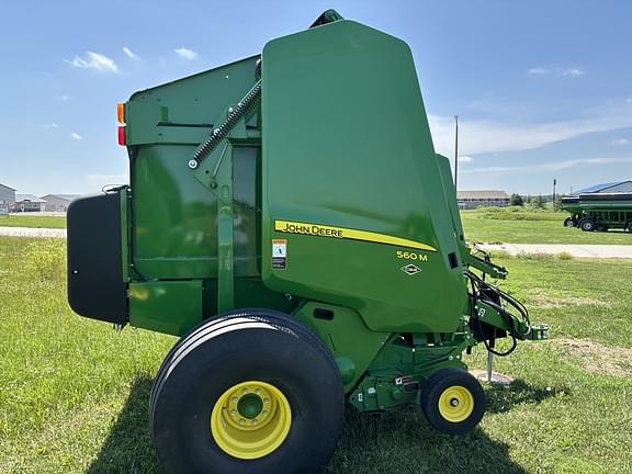Image of John Deere 560M equipment image 2