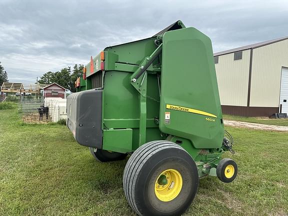 Image of John Deere 560M equipment image 3