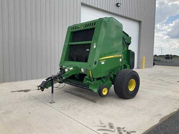Image of John Deere 560M equipment image 1
