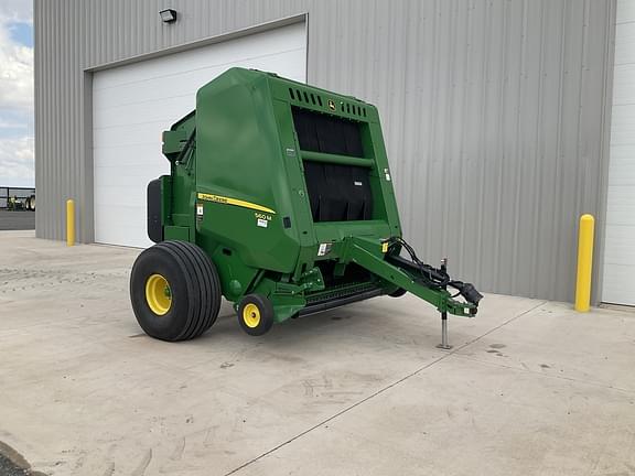 Image of John Deere 560M equipment image 4