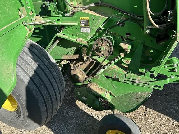 Image of John Deere 560M equipment image 1