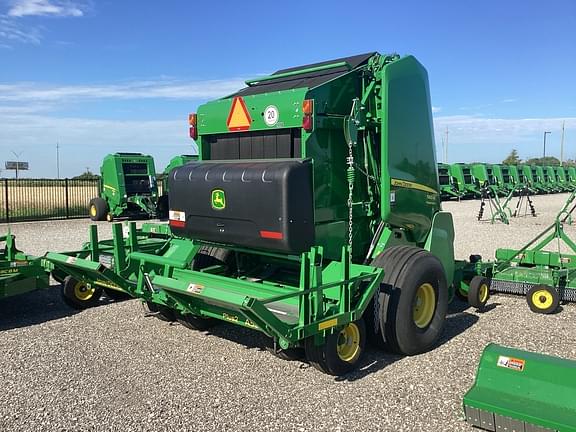 Image of John Deere 560M equipment image 1