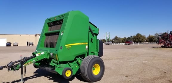 Main image John Deere 560M