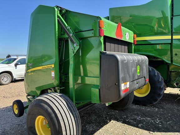 Image of John Deere 560M equipment image 1
