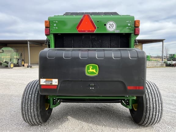 Image of John Deere 560M equipment image 3