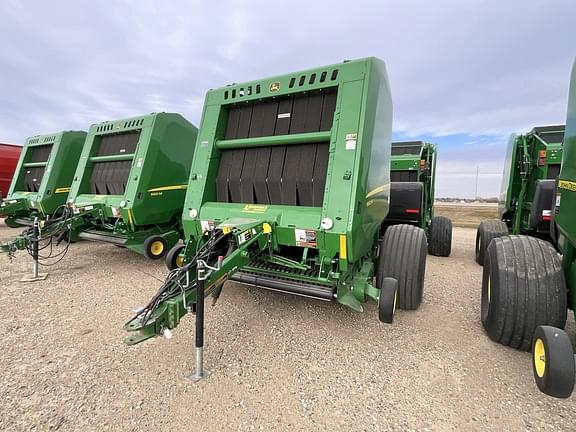Image of John Deere 560M equipment image 2