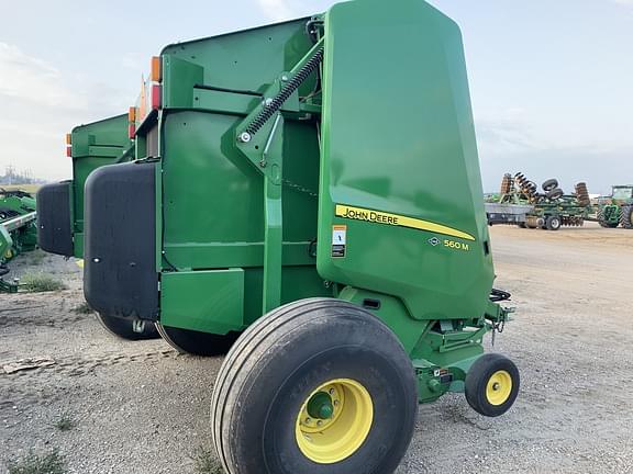 Image of John Deere 560M equipment image 3