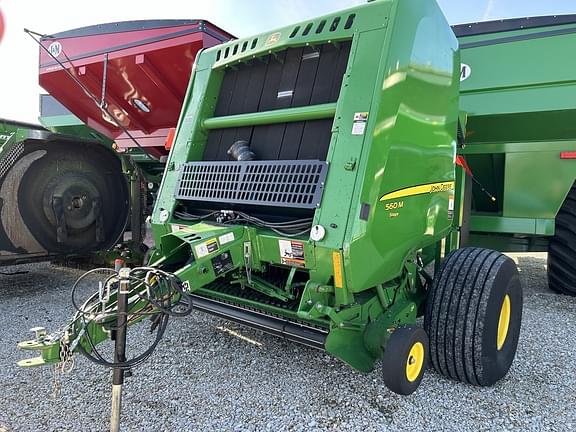 Image of John Deere 560M Silage equipment image 2