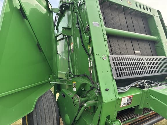 Image of John Deere 560M Silage equipment image 4