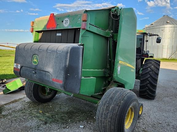 Image of John Deere 560M equipment image 2