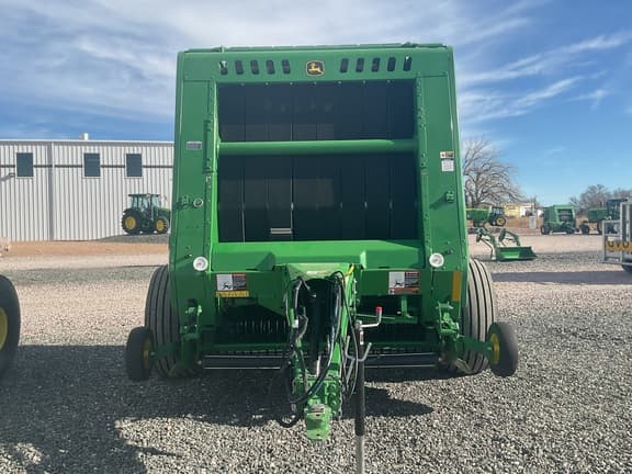 Image of John Deere 560M equipment image 3