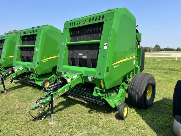 Main image John Deere 560M