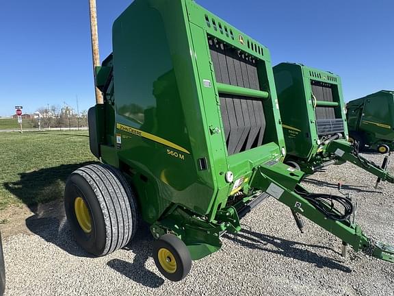 Image of John Deere 560M equipment image 1