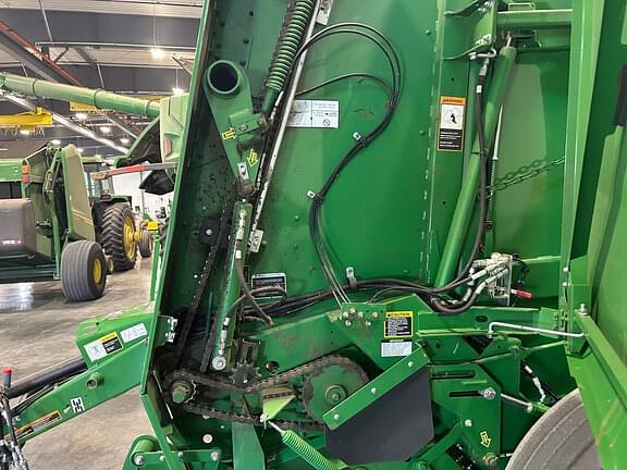 Image of John Deere 560M equipment image 4