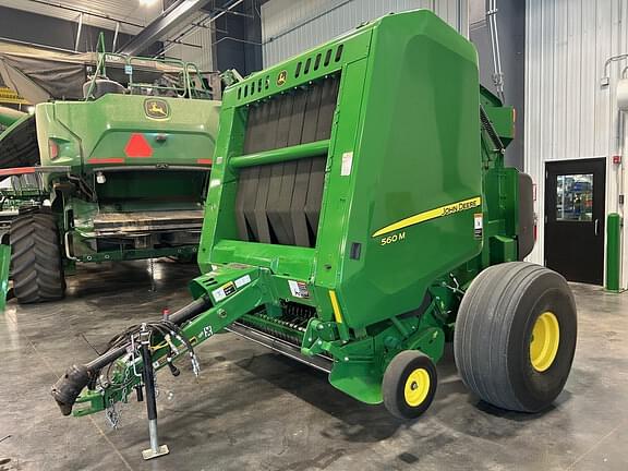 Image of John Deere 560M equipment image 3
