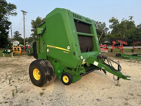 Image of John Deere 560M equipment image 2