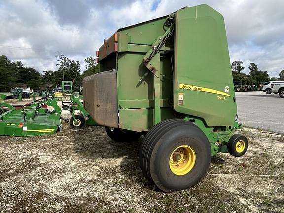 Image of John Deere 560M equipment image 4