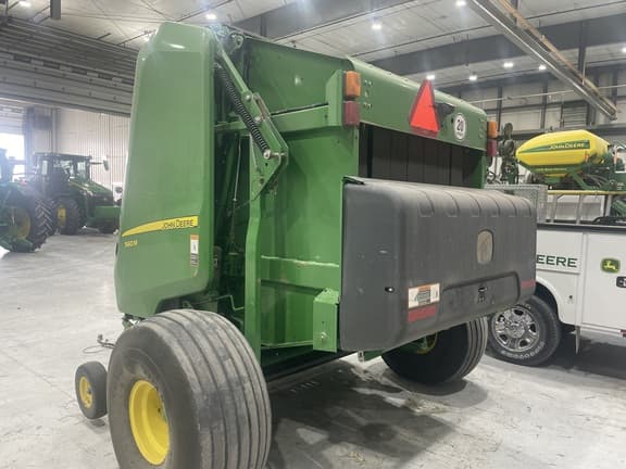 Image of John Deere 560M equipment image 2