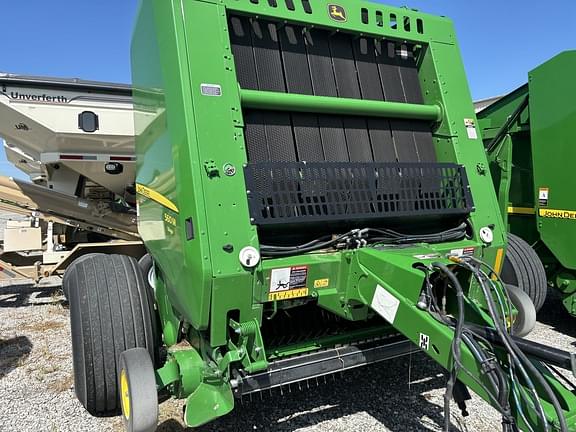 Image of John Deere 560M Silage equipment image 1