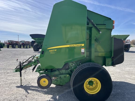 Image of John Deere 560M equipment image 1