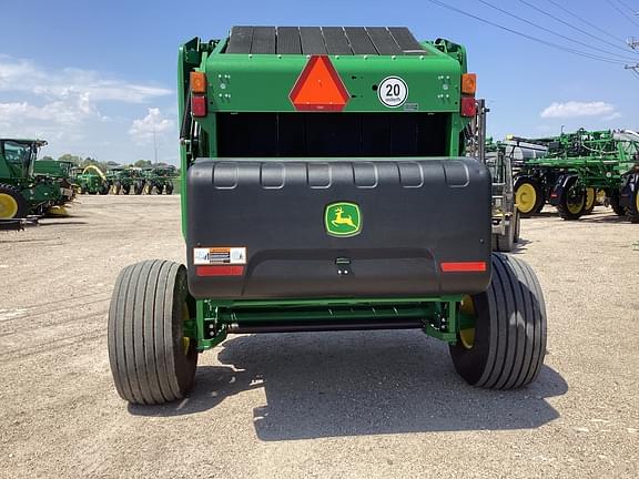 Image of John Deere 560M equipment image 1