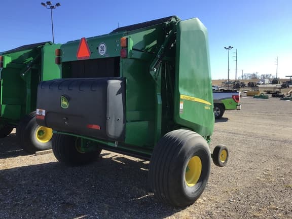 Image of John Deere 560M equipment image 4