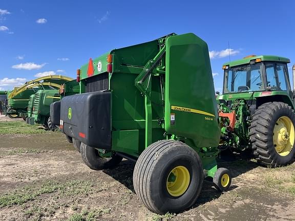 Image of John Deere 560M equipment image 1