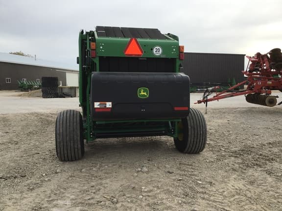 Image of John Deere 560M equipment image 4